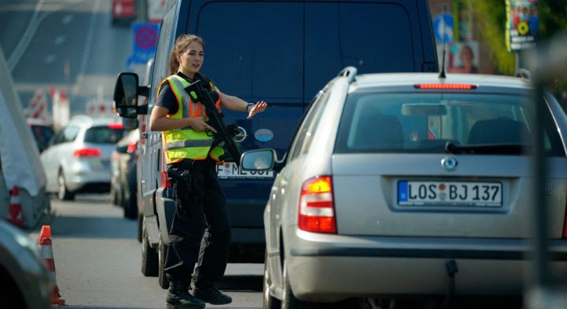 Határzár: Hétfőtől határozatlan ideig tartó blokád lesz a szerb-magyar határon, a rendőrség kerülőutakat javasol