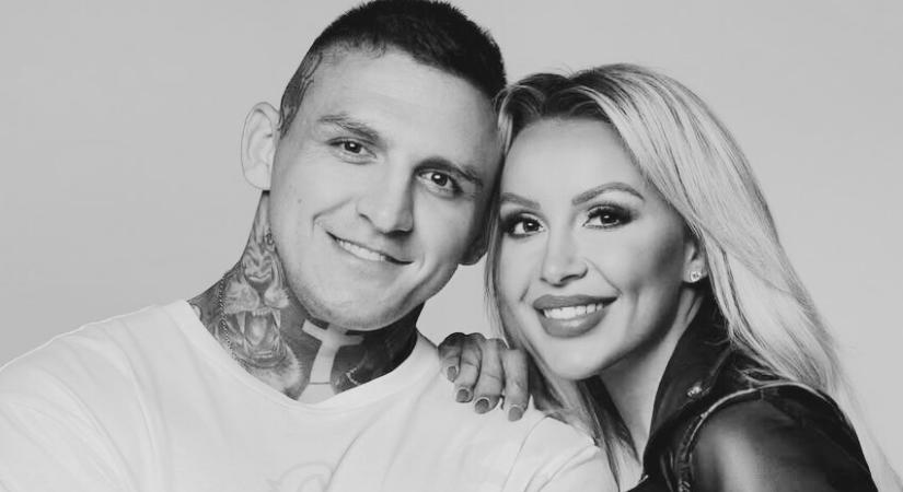 Halála óta is használja valaki Jákli Mónika telefonját