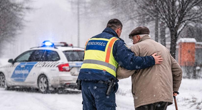 Eltűntnek hitték, pedig csak eltévedt – Az ajkai rendőrök segítettek egy idős férfinak
