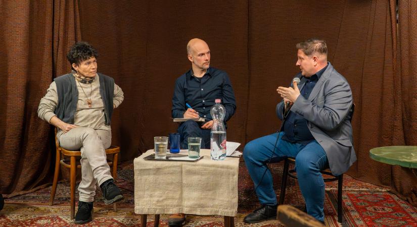 Hogy tudná figyelembe venni az SNI-s gyerekek igényeit egy tanár, akik csak próbál végigrohanni az alaptanterven?