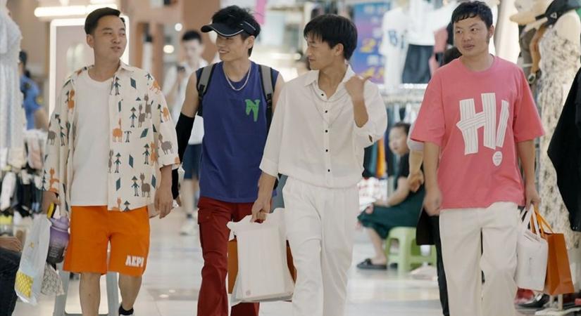 Állami ismerkedőshow, randiguruk és házasságközvetítők – Kínában egyre több férfi harcol egyre kevesebb nő kegyeiért