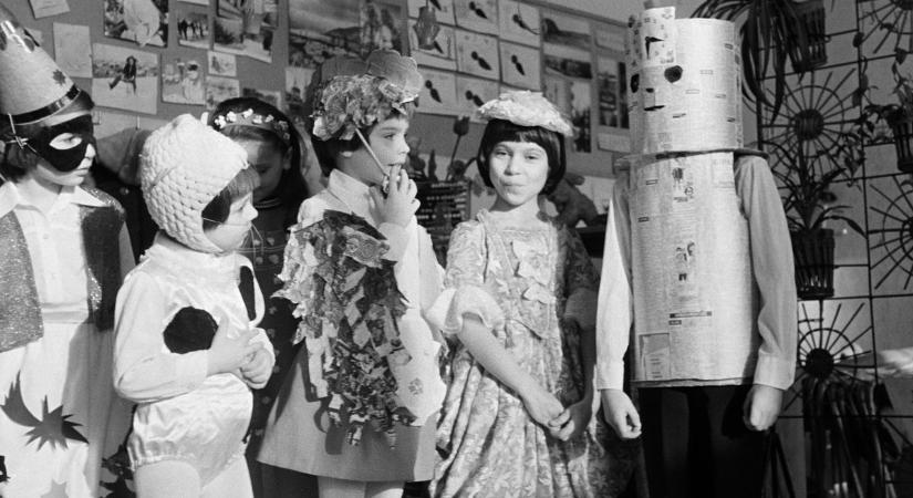 Emlékszel még ezekre a retró farsangi jelmezekre?