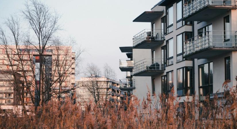 Fájdalmas áremeléssel indul az év a társasházaknál