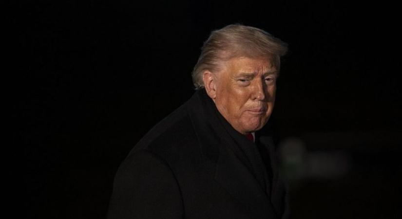 Grönlandon nem őshonos állatot posztolt Trump, az elnökkel sétálgat: kitört a balhé, még az amerikaiak is berágtak