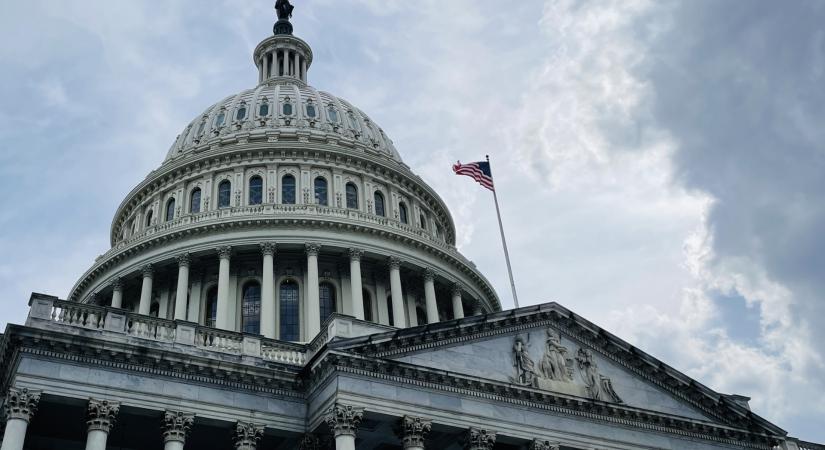 Kiakadtak a demokraták, jöhet az újabb kormányzati leállás Amerikában