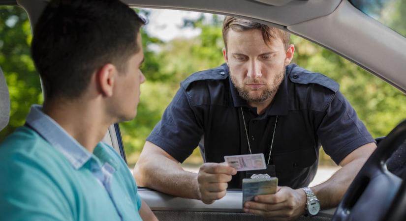 Elképesztő, de nyolcezer évre tiltották el a vezetéstől