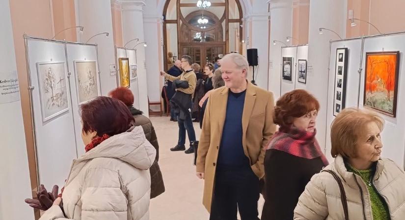 Az Alföld élő öröksége – kiskunfélegyházi alkotók kiállítása a magyar kultúra napján – fotók