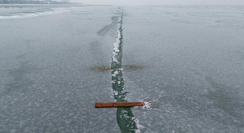 Az életével játszik, aki mostantól a Balaton jegére lép, és még jól meg is bírságolják érte