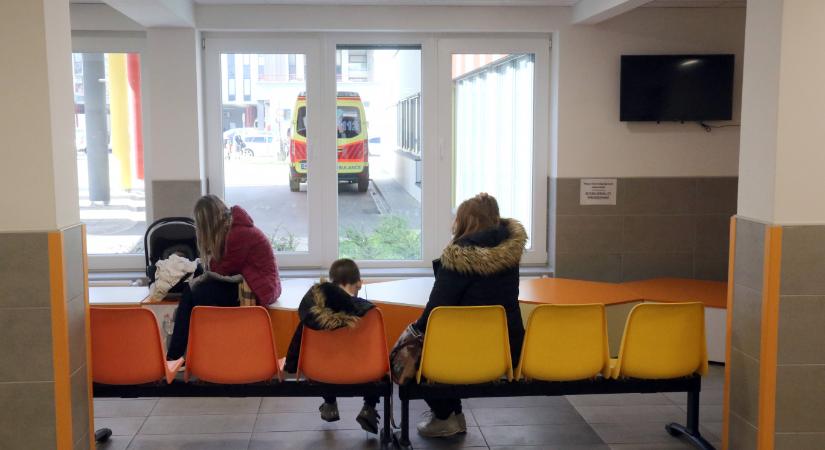 Tombol az influenza az országban, 260 ezren fordultak orvoshoz a múlt héten influenzaszerű tünetekkel vagy légúti fertőzéssel