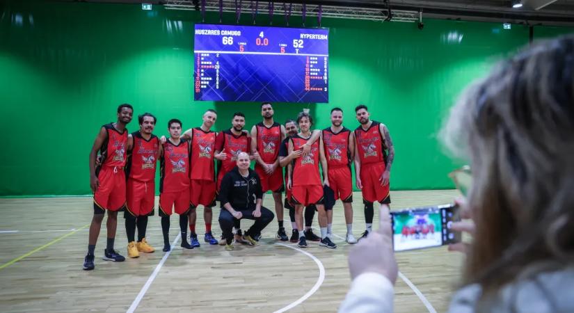 A magyar kosárklub, amit venezuelaiak alapítottak, de oroszok és ukránok is együtt játszanak benne