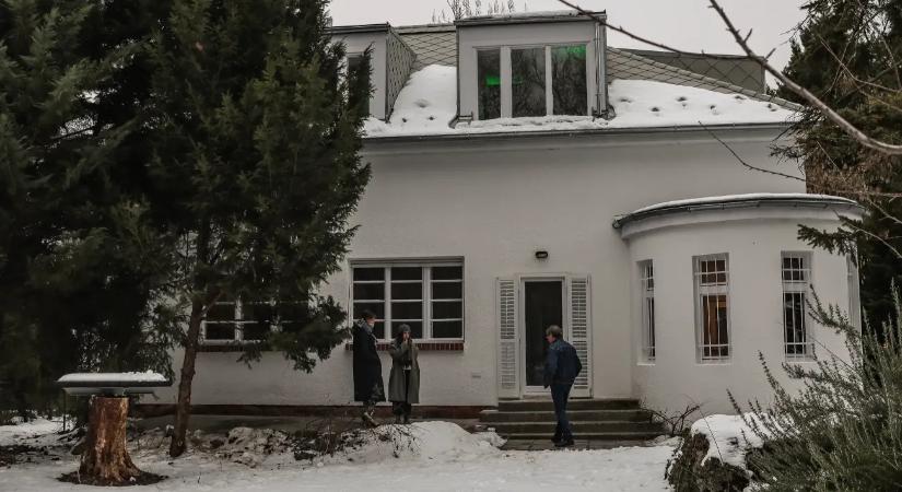 Esterházy Péter ennek biztosan örülne