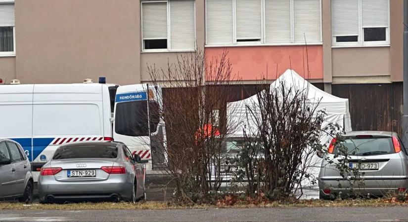 Helyszínelők lepték el Szombathely egyik utcáját – képek
