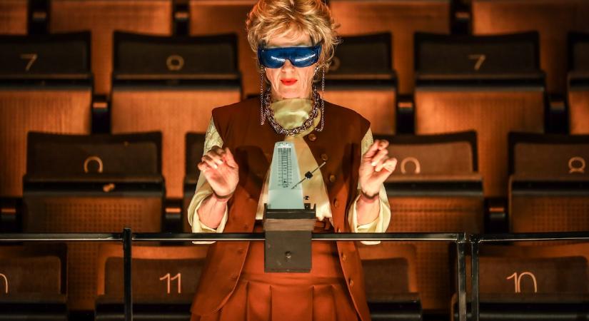 Momo az időtolvajok ellen