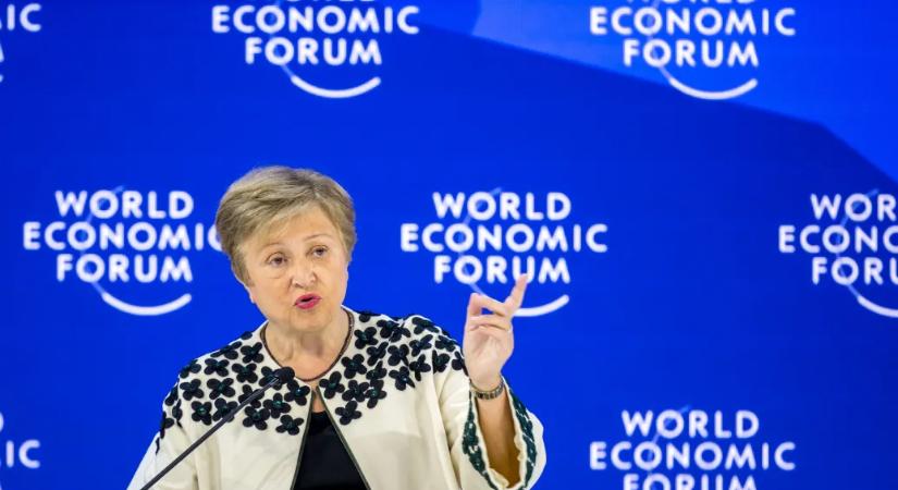 A pályakezdőket féltették leginkább a mesterséges intelligenciától Davosban