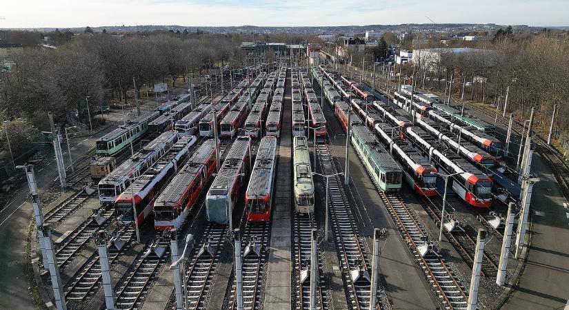 Vonatstop és buszritkítás - ötnapos káosz jön a közlekedésben