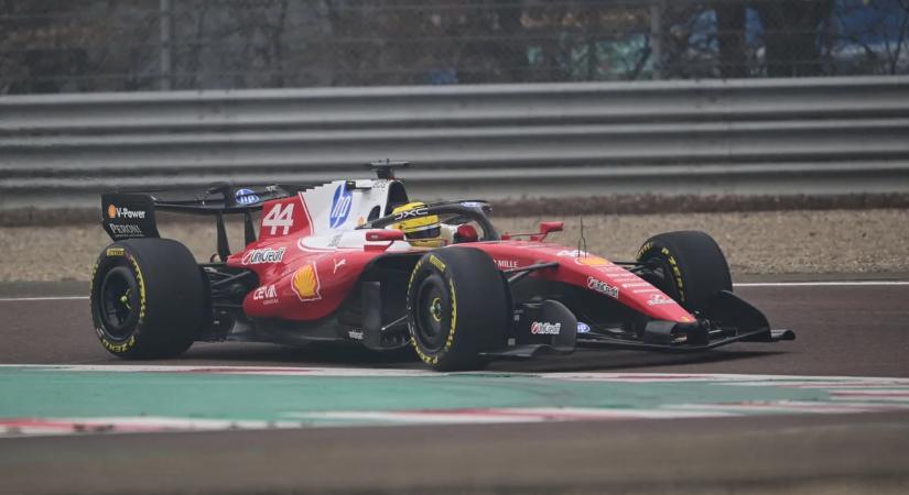 Hétfőn kezdődik az F1-es tesztidény – minden, amit tudni érdemes a bejáratásról