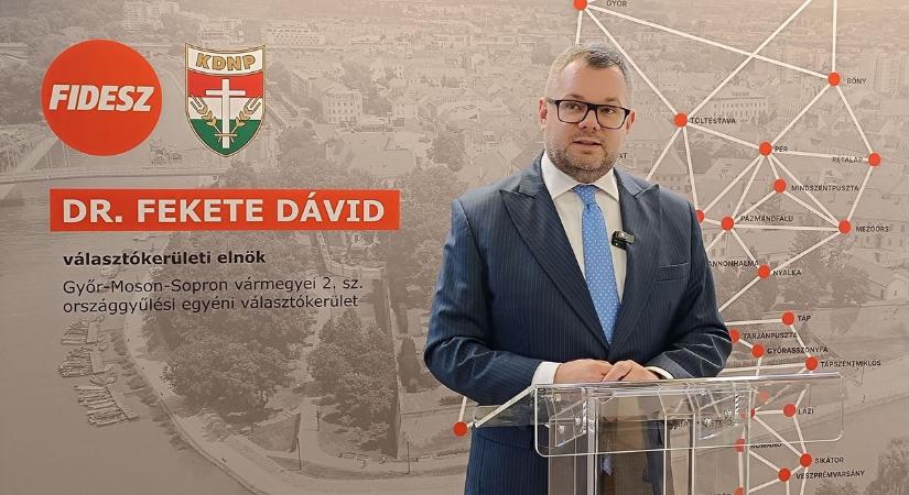 Fekete Dávid a Groupama Arénában szurkol az ETO-nak