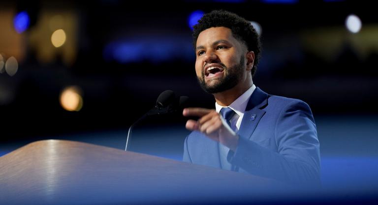 „Azt mondta, Trump kitoloncol” – támadás ért egy demokrata képviselőt a Sundance Filmfesztiválon