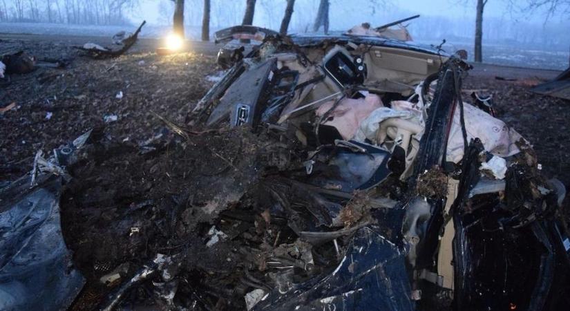 Gyászba borult a térség a sokkoló tragédia hallatán (galéria)