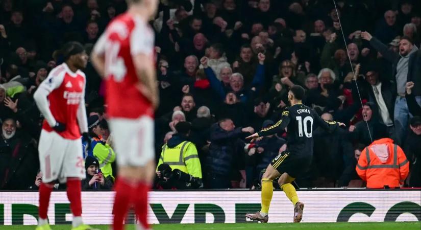 Őrült meccsen, bombagólokkal verte meg a Manchester United a tabellát vezető Arsenalt