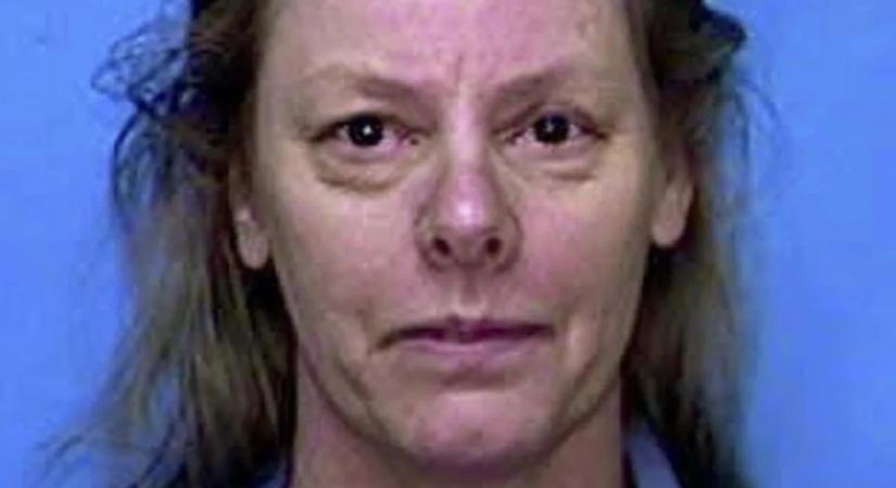 Teleírt Biblia, kivégzéskor viselt ruha: milliókat érnek a Halál angyala ereklyéi