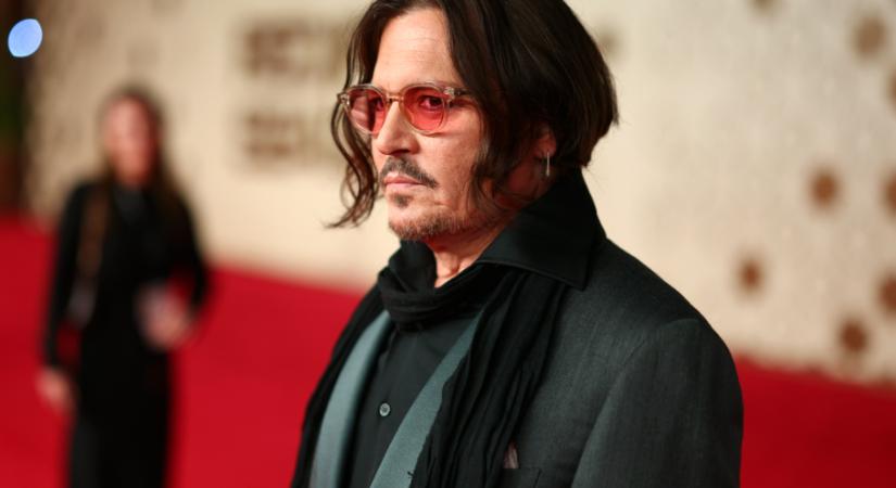 Megdöbbentő vallomást tett Amber Heard – ilyen hatással volt rá a Johnny Deppel való pereskedés