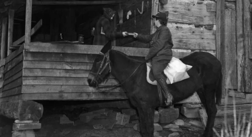 A gazdasági világválság után évekig lóháton közlekedő könyvtárosok vitték házhoz az olvasnivalót Kentuckyban