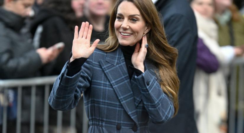 Katalin hercegné saját tervezésű kabátjáról beszél most mindenki