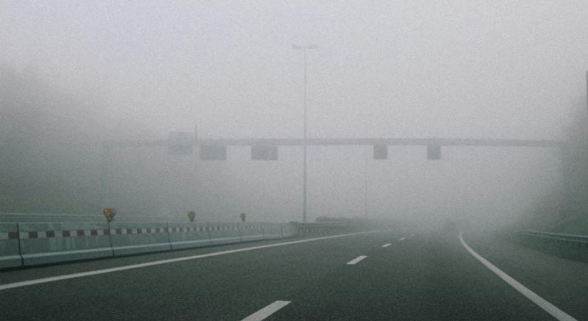 Itt a 7 napos időjárás-előrejelzés: Köd, eső és ónos szitálás nehezíti a napokat