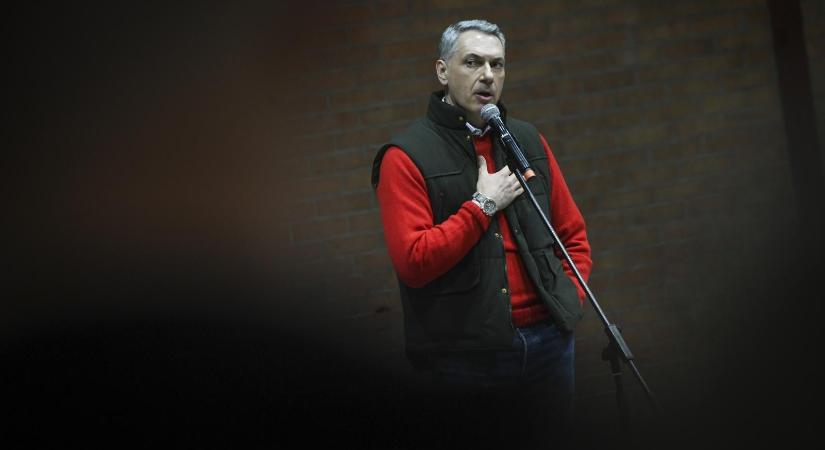 „Lázár János országunk szégyene”