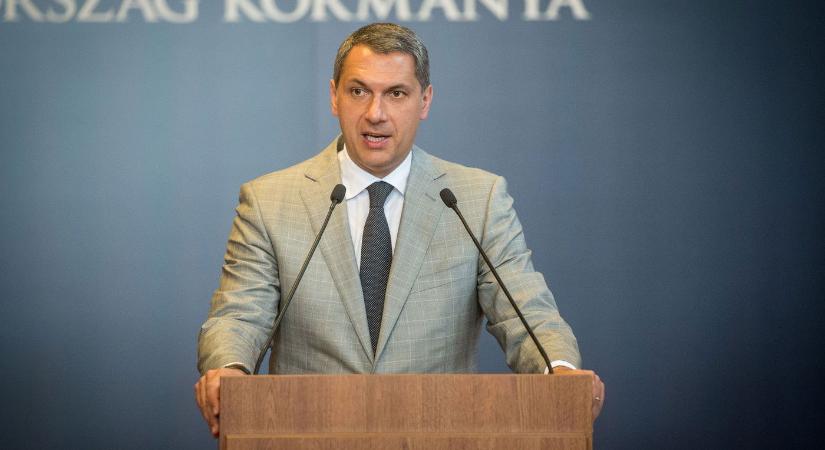 Ez az a munka, amit a magyarok nem akarnak megcsinálni, Lázár János leleplezte az országot