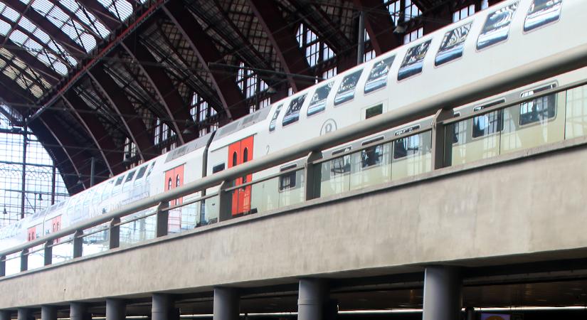 Ötnapos sztrájk kezdődött el a belga vasúttársaságnál