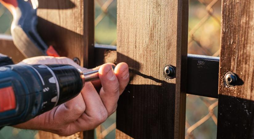 Ezekre a részletekre figyelnek a hatóságok kerítésépítésnél Szolnokon