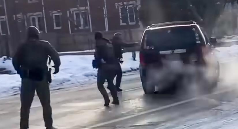 Robbanásközeli helyzet az Egyesült Államokban