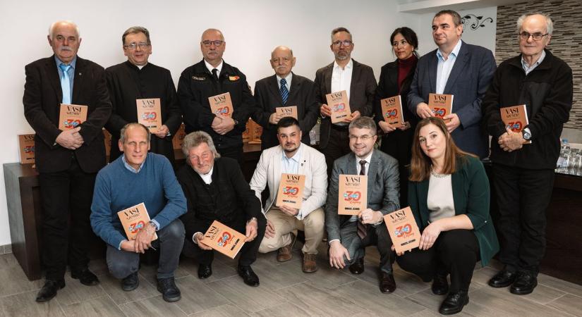 Csepreg múltja és jelene a Vasi Szemle különszámában