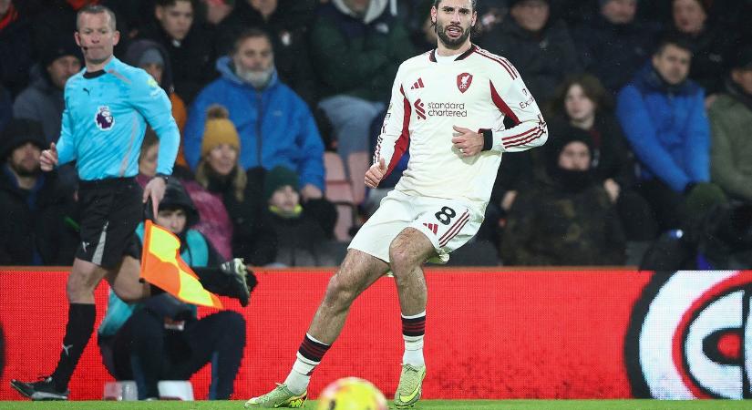 Szoboszlai Dominik megható dolgot tett, a magyar szurkolók is csatlakoztak, ez tette Tóth Alex debütálását emlékezetessé, könnyezett az angol közönség