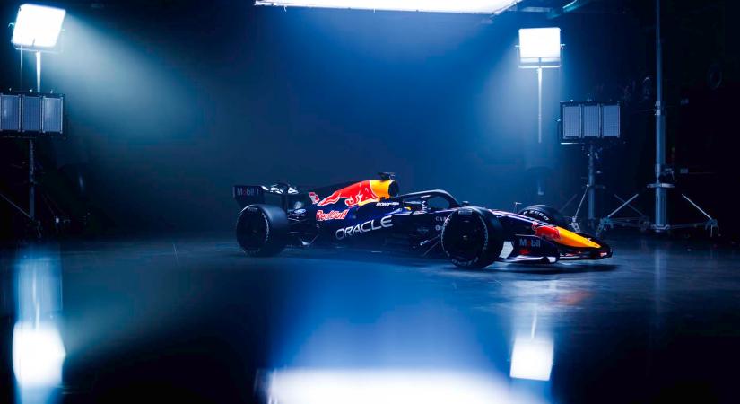 A Red Bull képeket mutatott a „valódi” 2026-os F1-es autóról