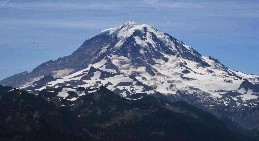 Két eltűnt hegymászót találtak holtan a washingtoni Mount Rainier Nemzeti Park területén