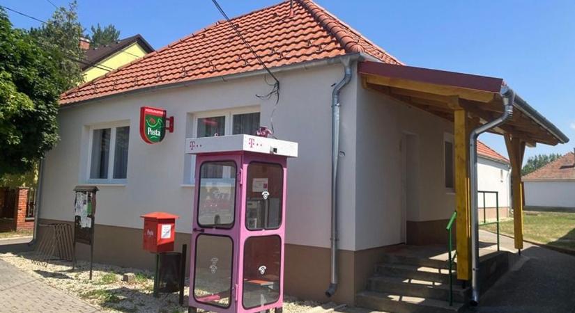 Vádat emeltek a győrsövényházi postacsalás miatt, 171 millió tűnt el