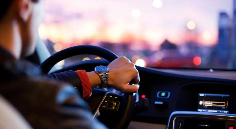 Elképesztő dolog miatt kaphat börtönt egy önzetlen autós