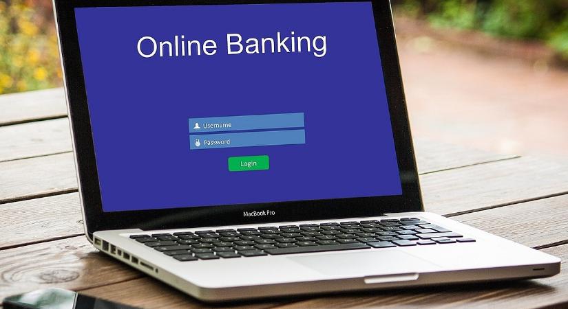 Ellenőrizze a számláját és ne fizessen feleslegesen a bankjának