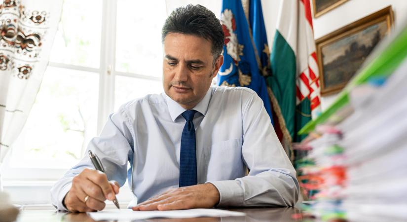 Fogadóórát tart Márki-Zay Péter