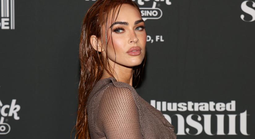 Cuki fotókon láthatjuk végre Megan Fox kislányát! – igazi hajas baba a 10 hónapos csöppség
