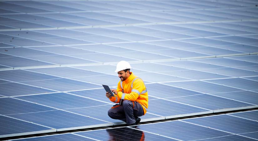 Veszélyben több ezer magyar napelemes projekt