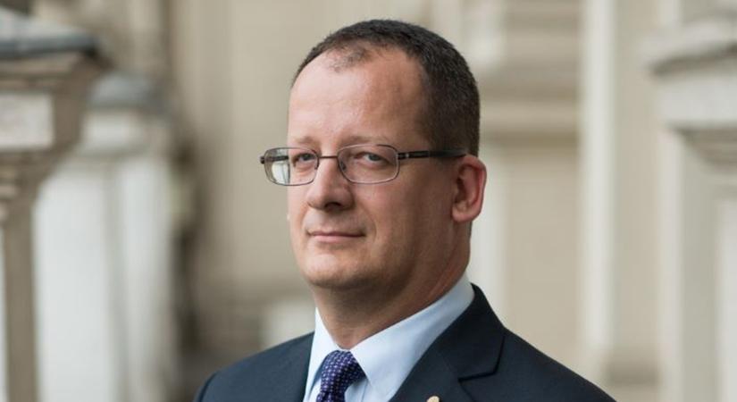 „Már nem nagy profitra játszunk, hanem túlélésre, biztonságra”