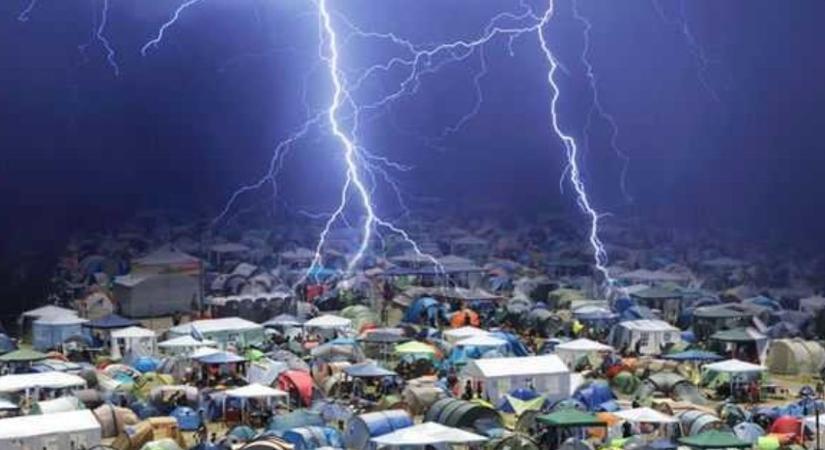 Villám csapott a tömegbe Bolsonaro-párti tüntetésen Brazíliában – közel kilencven sérült, sokkoló videók terjednek