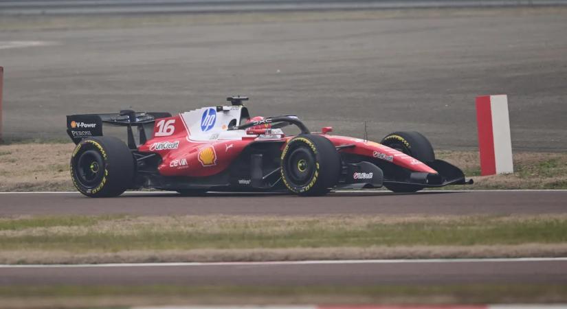 Zártkörű barcelonai teszttel elindult a 2026-os Forma-1-es idény – videó