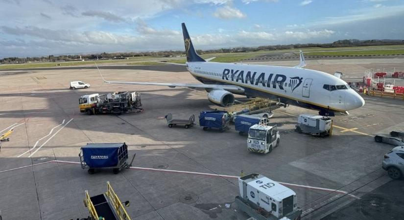 No ki akkor az idióta? Csak ennyi kellett a Wizz Air vetélytársának, jól összeveszni Elon Muskkal – most szárnyal