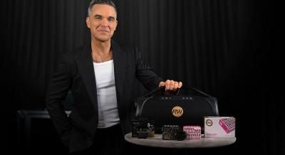 Stílus, erő és prémium hangzás: bővül a „PEAQ by Robbie Williams” kollekció