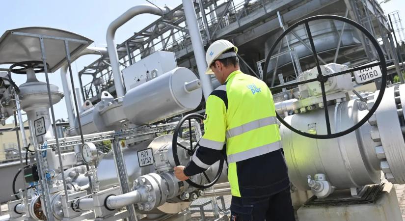 Magyar-szlovák nemmel, 24 igennel elfogadták az orosz gáz uniós kivezetését a tagállami kormányok